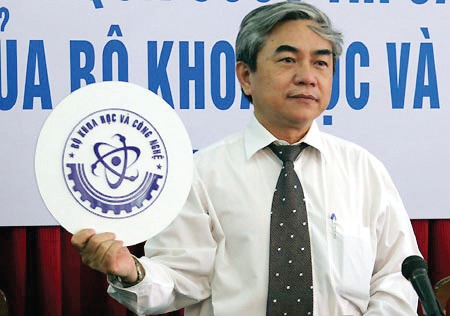 Bộ trưởng Bộ KH&CN Nguyễn Quân công bố biểu trưng mới của Bộ KH&CN